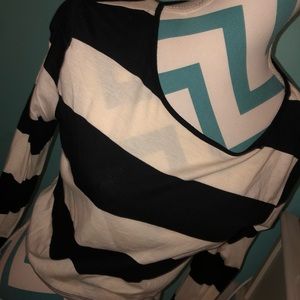 Stripped Cropped Shirt